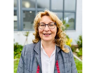 Andrea Ackermann wir Geschäfsführerin Andrea Ackermann wir Geschäfsführerin